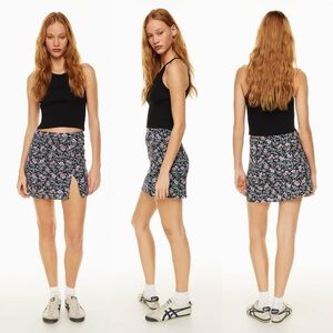 Aritzia Sunday Best Tatiana Skirt
